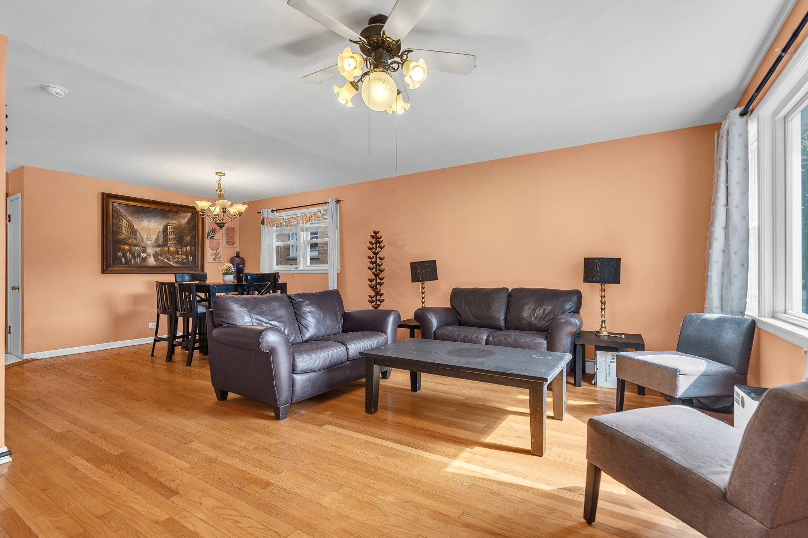 5836 W Diversey Avenue, Chicago, IL 60639