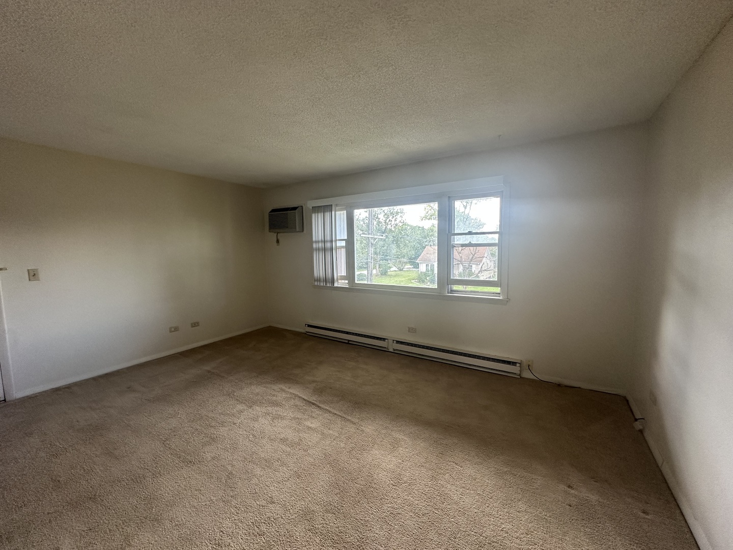 1235 Columbia Street #5, Crete, IL 60417