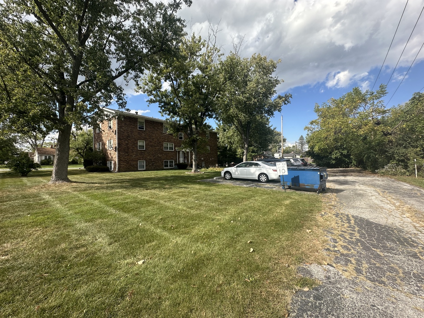 1235 Columbia Street #5, Crete, IL 60417