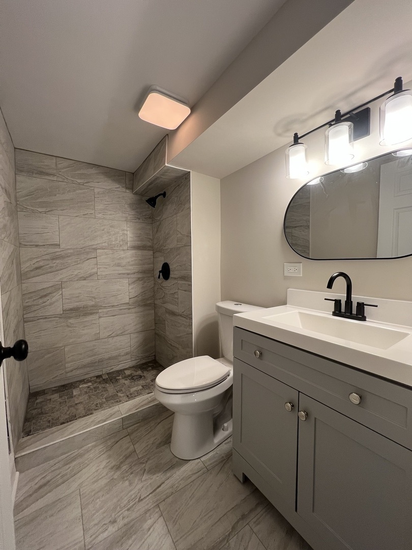 5735 Dover Road, Oak Forest, IL 60452