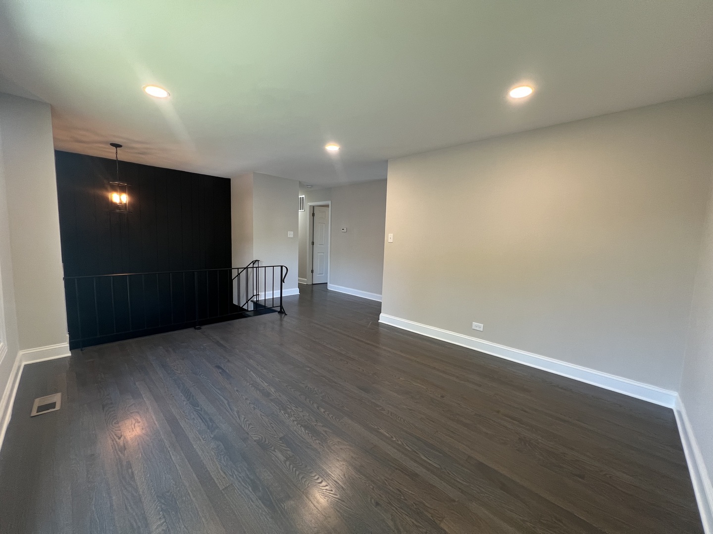 5735 Dover Road, Oak Forest, IL 60452