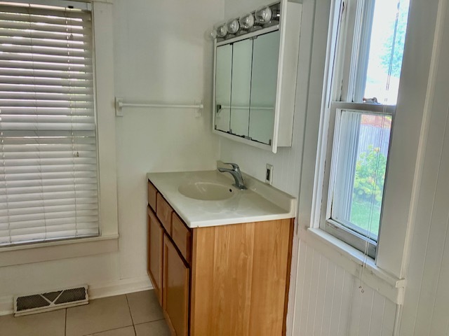 608 N State Street, Lockport, IL 60441