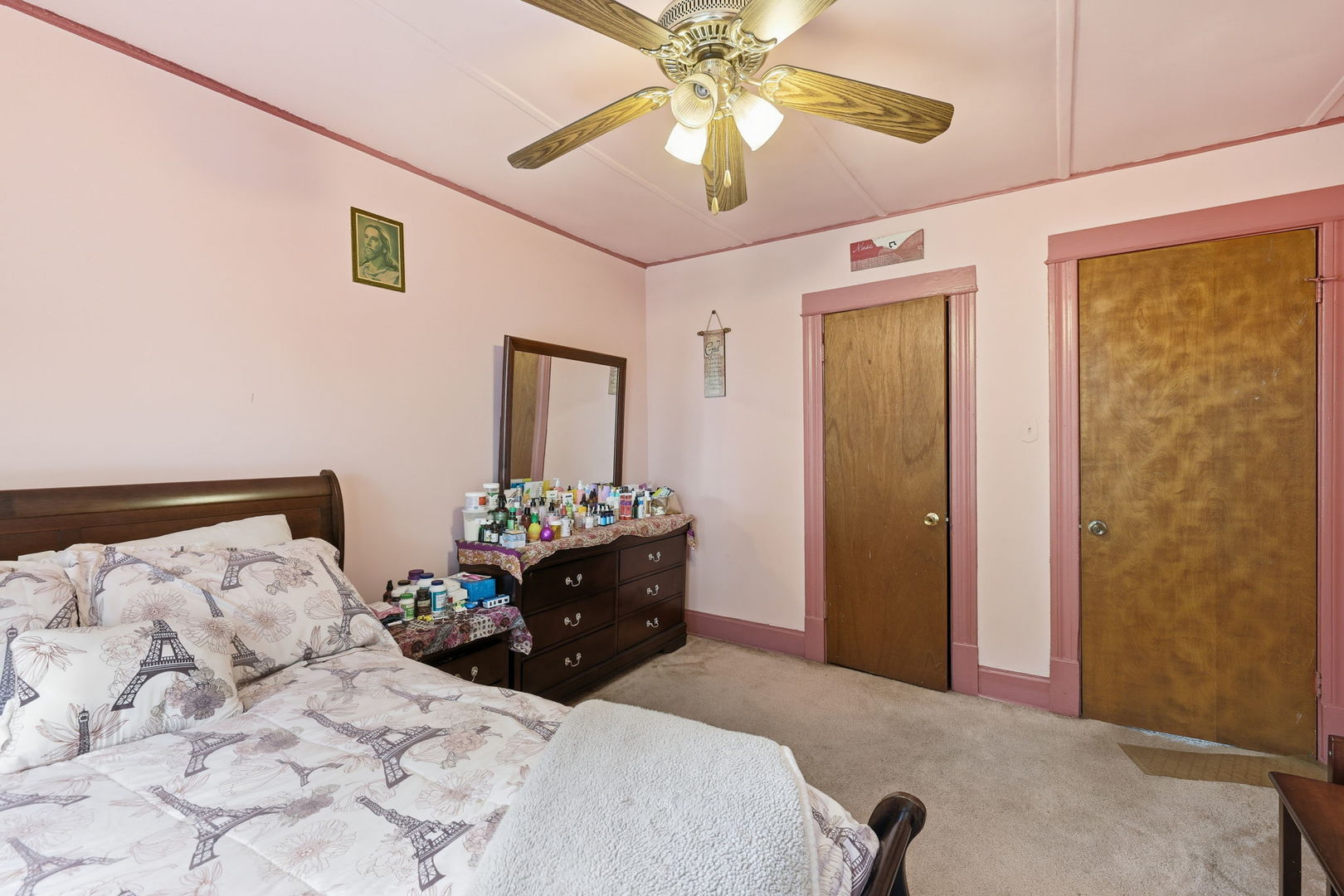 2736 N Monticello Avenue, Chicago, IL 60647