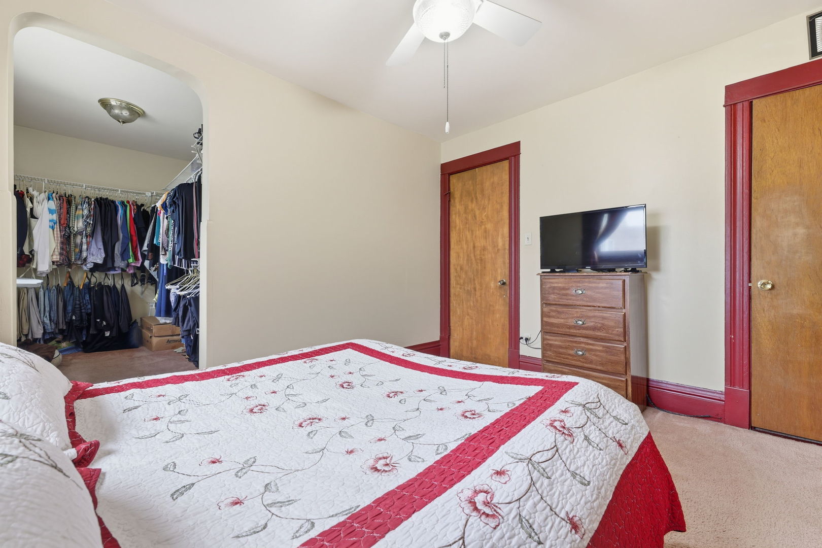 2736 N Monticello Avenue, Chicago, IL 60647