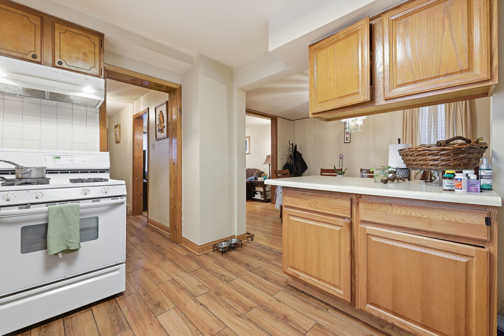 2736 N Monticello Avenue, Chicago, IL 60647