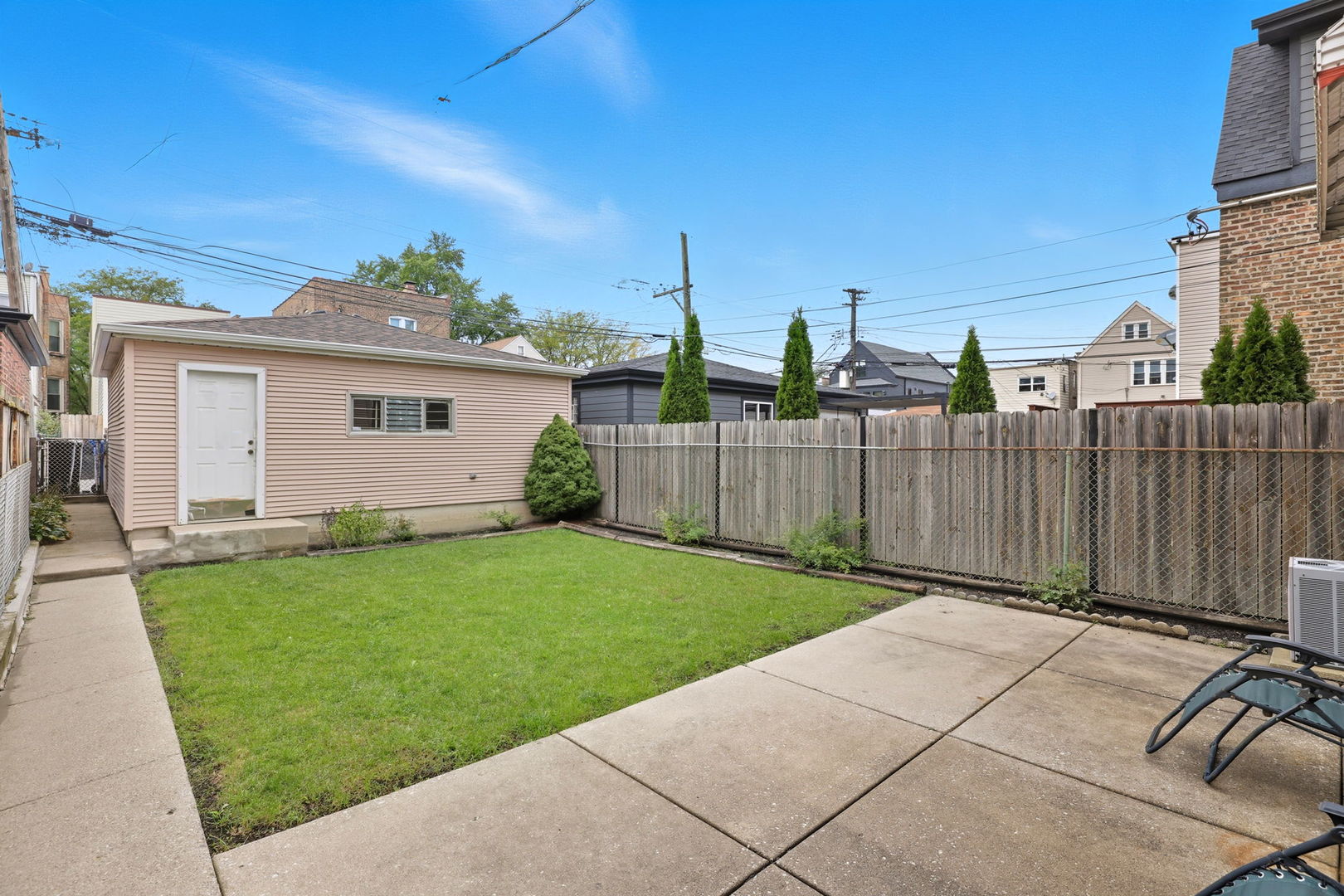 2736 N Monticello Avenue, Chicago, IL 60647