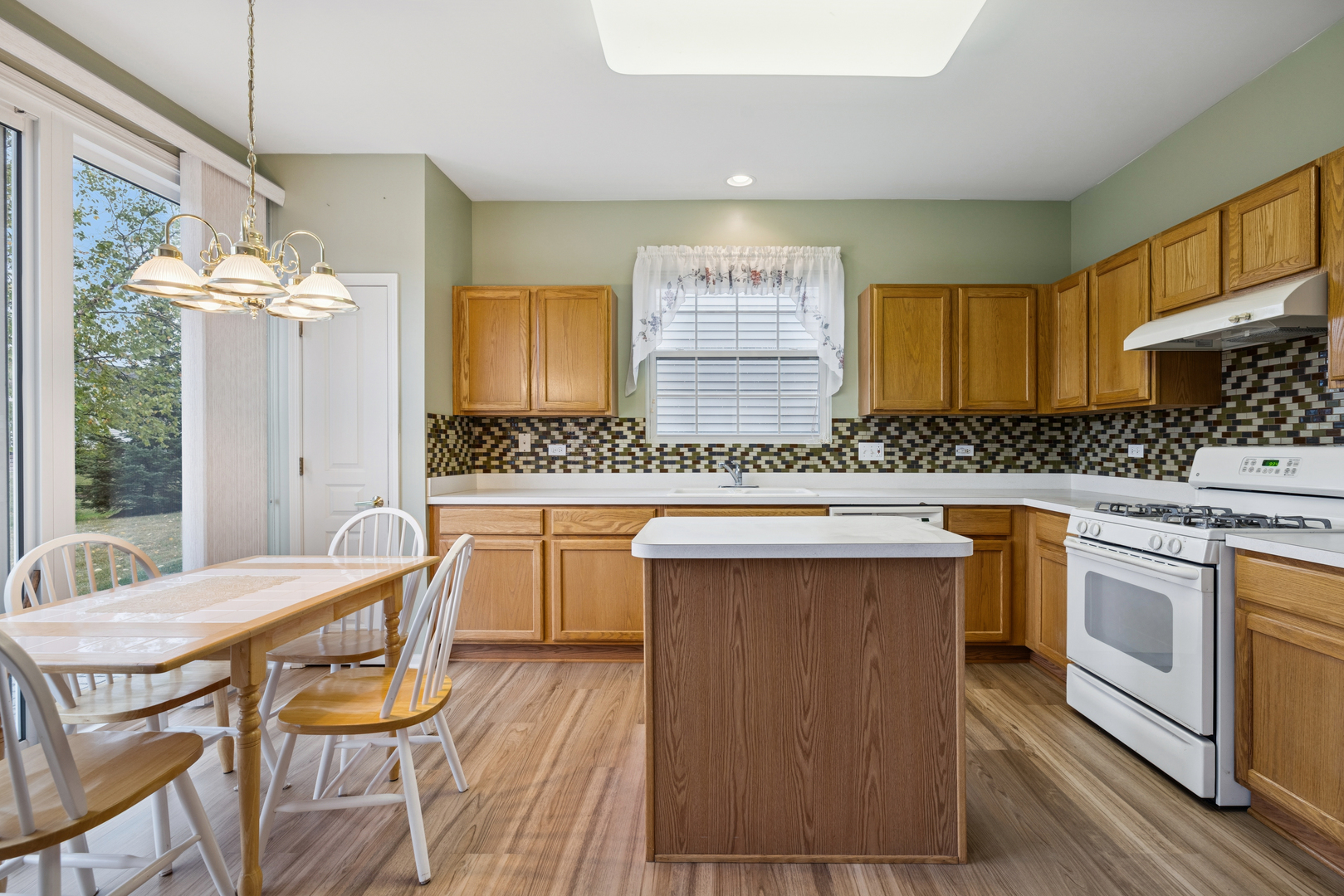 2596 Venetian Lane, Elgin, IL 60124