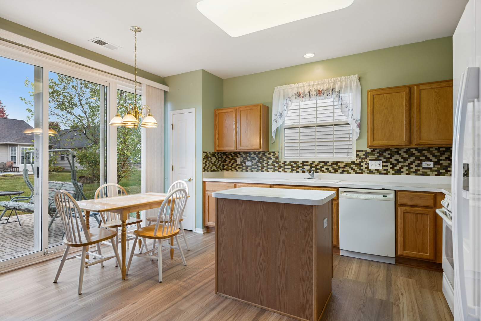 2596 Venetian Lane, Elgin, IL 60124