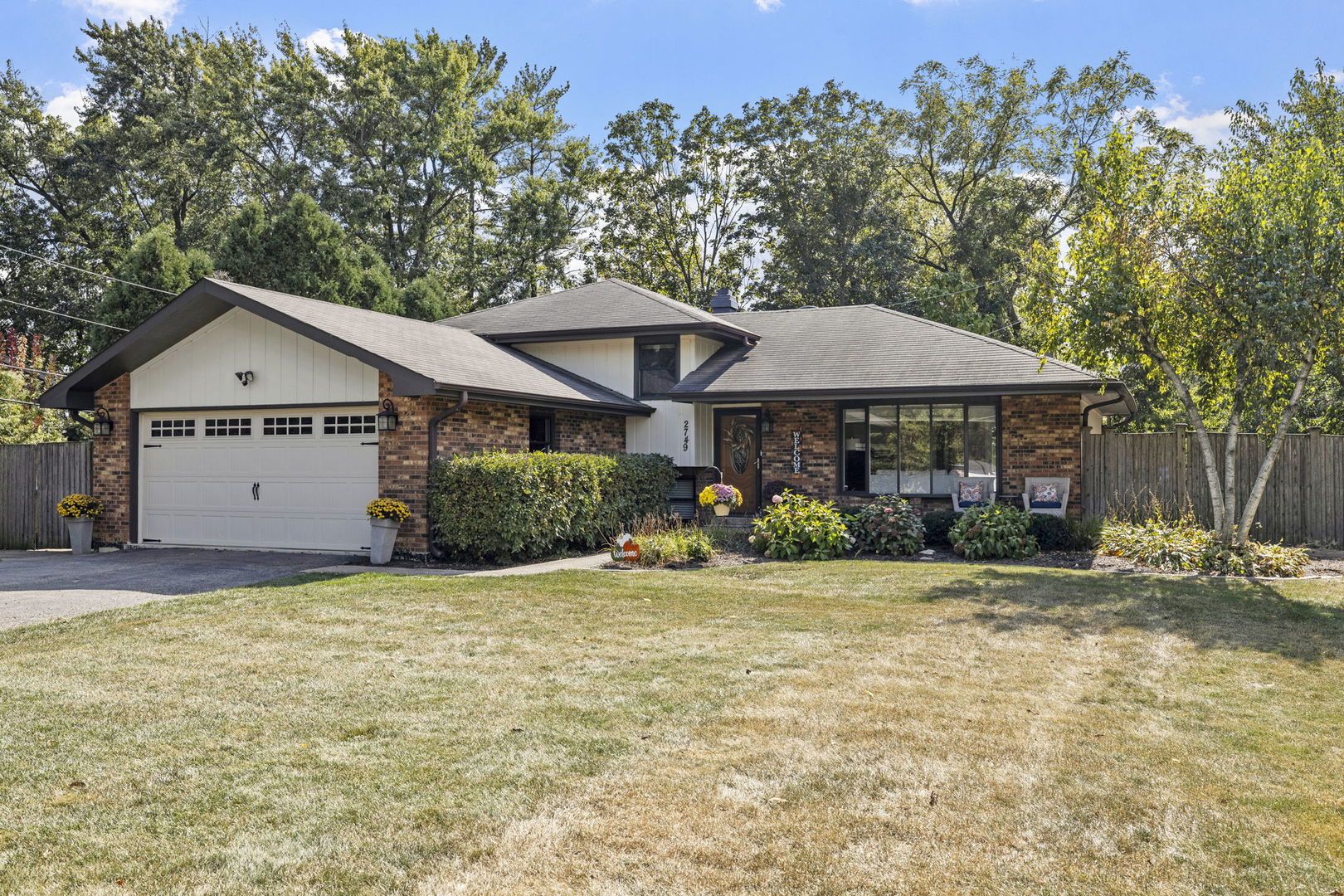 2749 College Road, Downers Grove, IL 60516