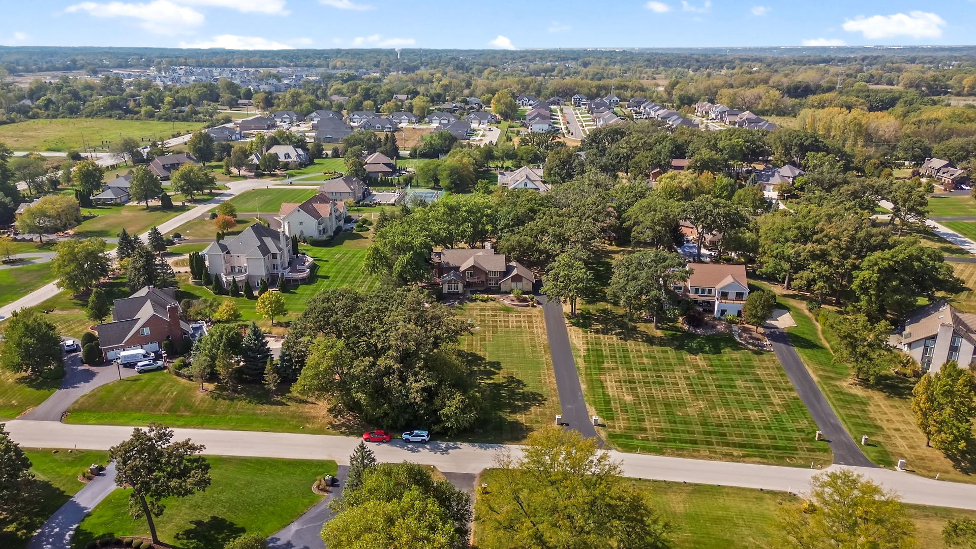 27 Equestrian Way, Lemont, IL 60439