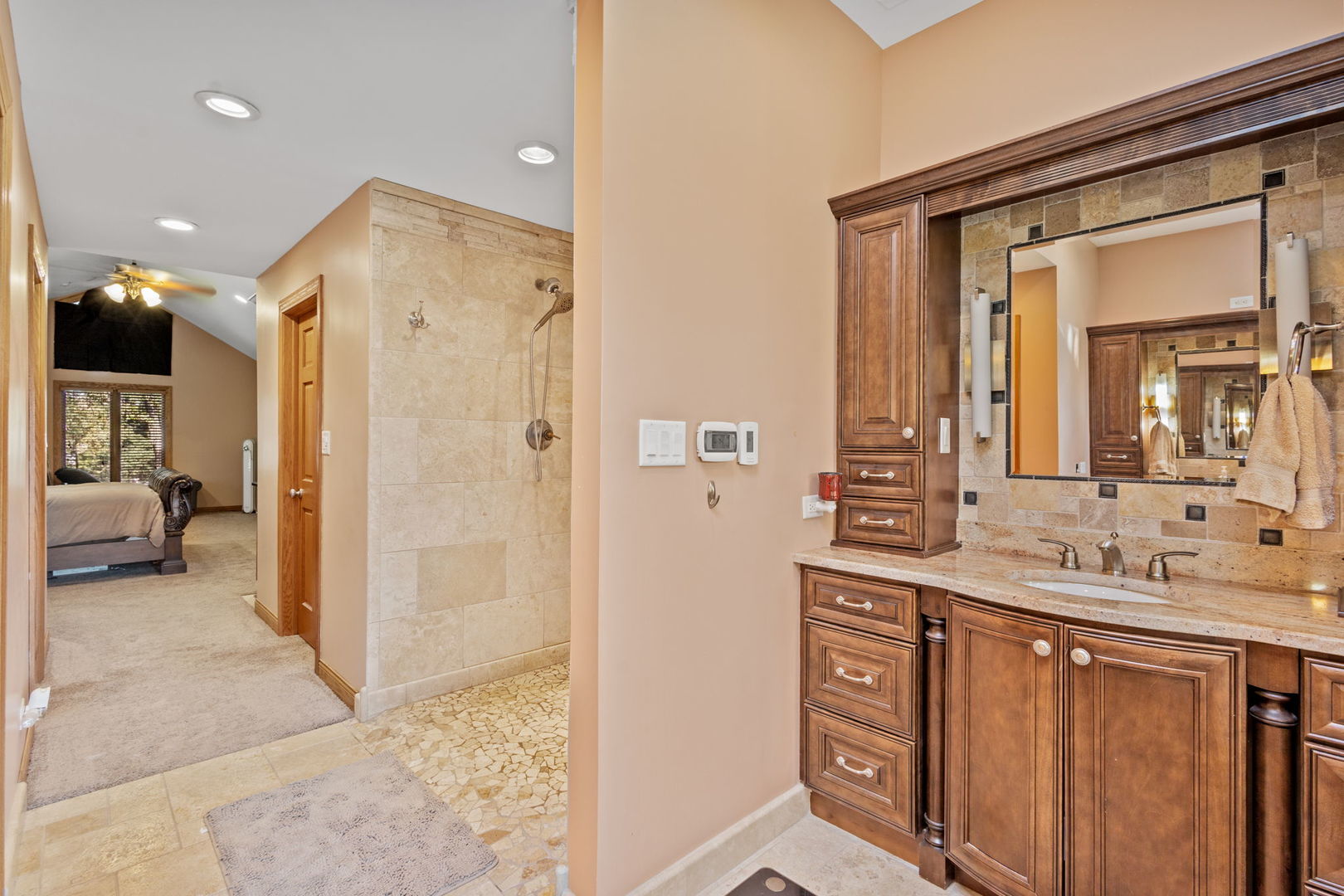 27 Equestrian Way, Lemont, IL 60439