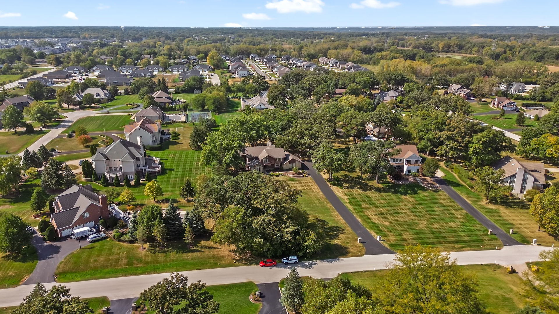 27 Equestrian Way, Lemont, IL 60439
