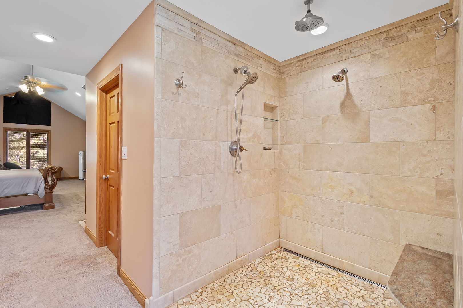27 Equestrian Way, Lemont, IL 60439