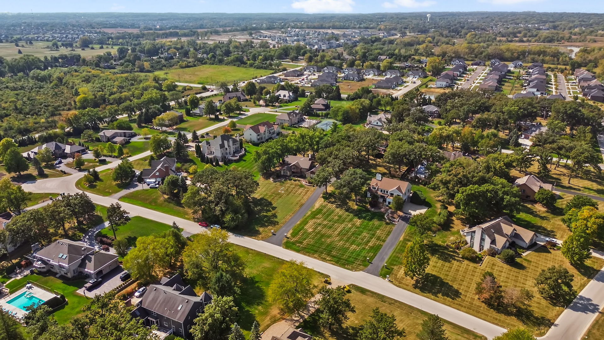 27 Equestrian Way, Lemont, IL 60439