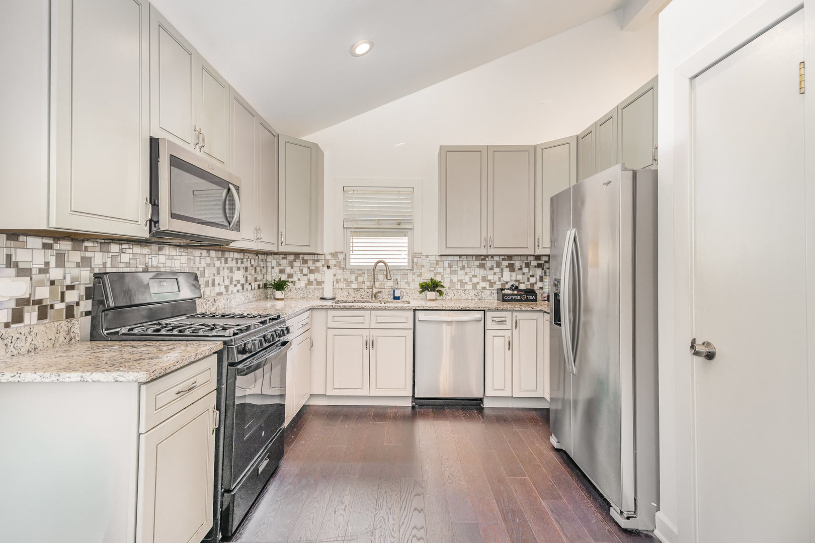 16314 Homan Avenue, Markham, IL 60428