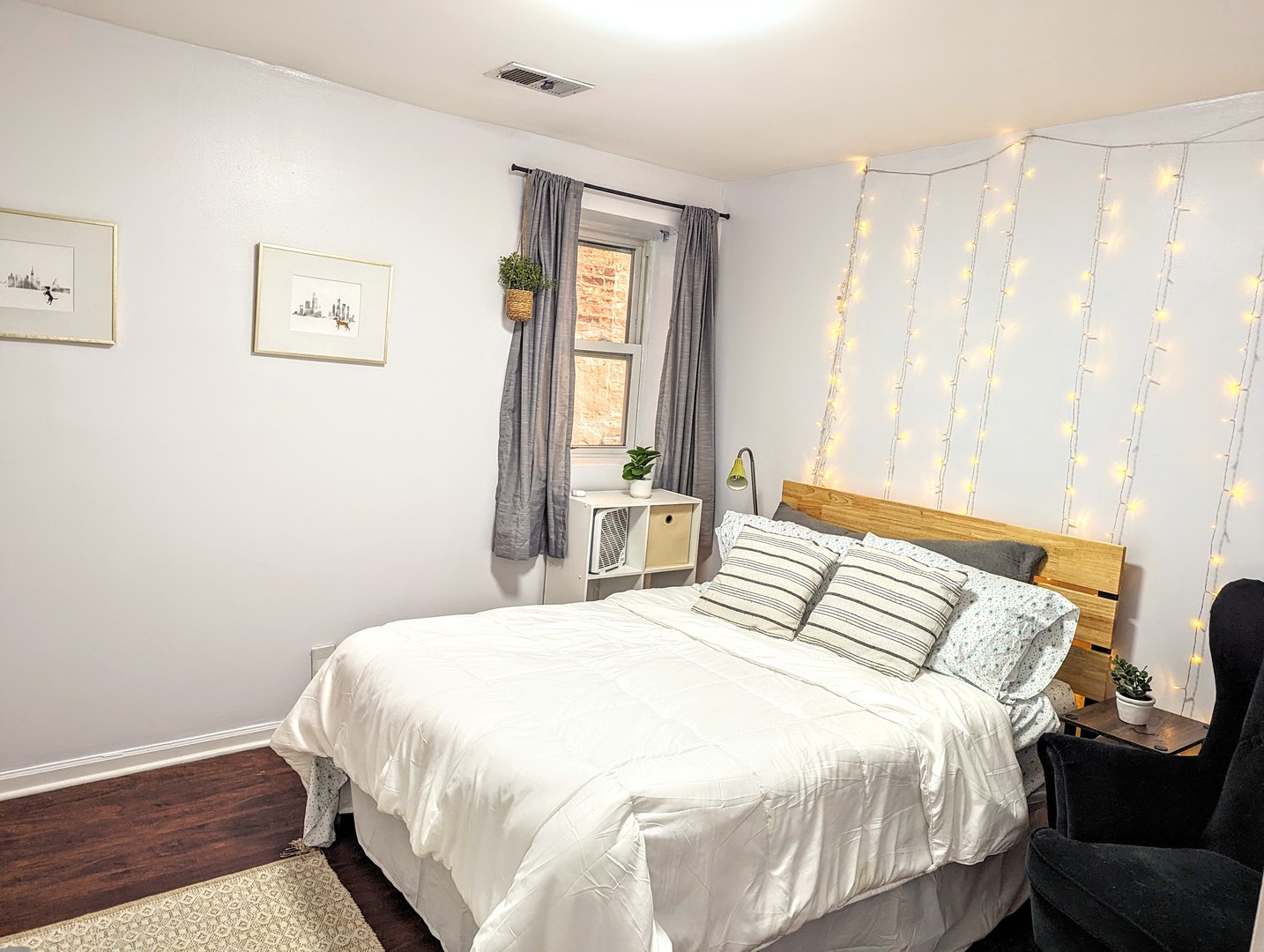 724 S Oakley Boulevard #1, Chicago, IL 60612