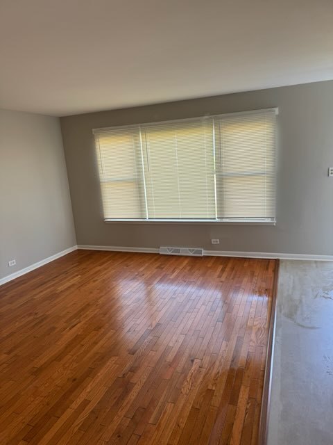 2207 Williamsburg Drive, Waukegan, IL 60085