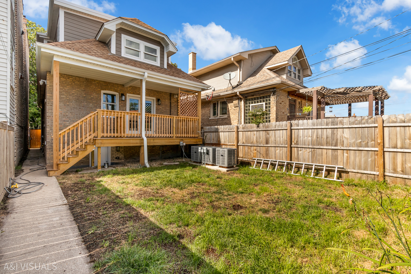 5841 N MEDINA Avenue, Chicago, IL 60646