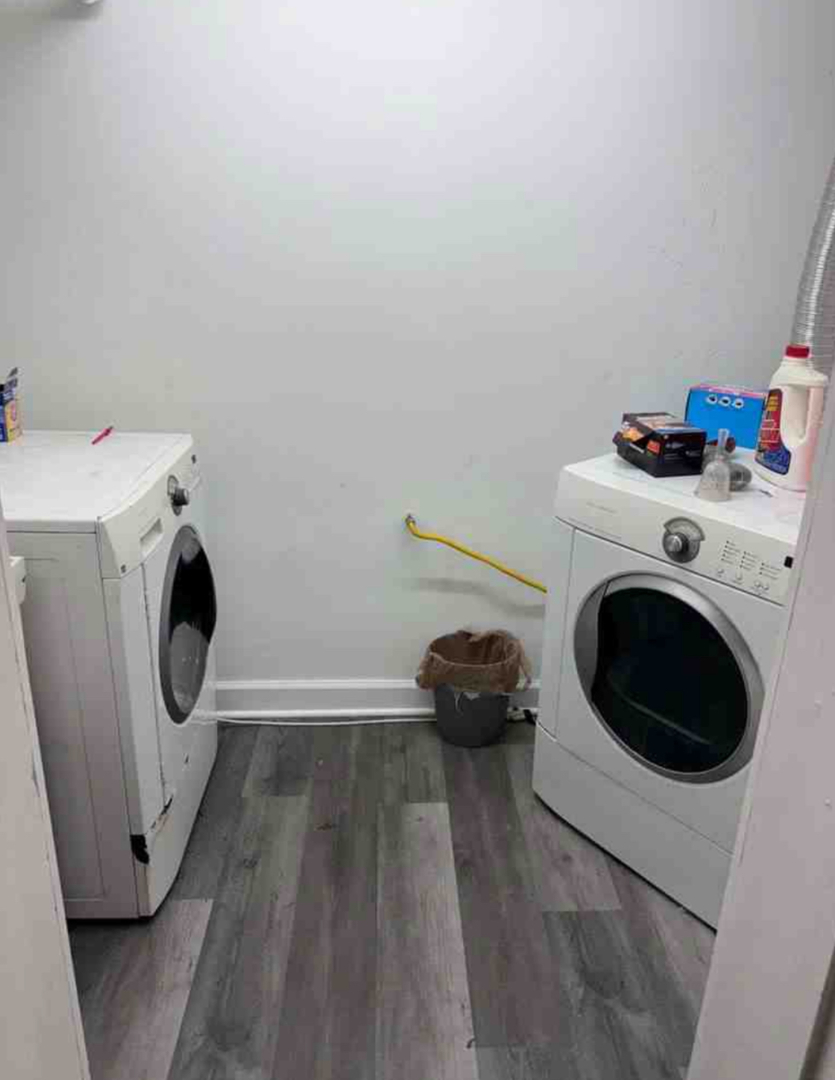 2130 W Farwell Avenue, Chicago, IL 60645