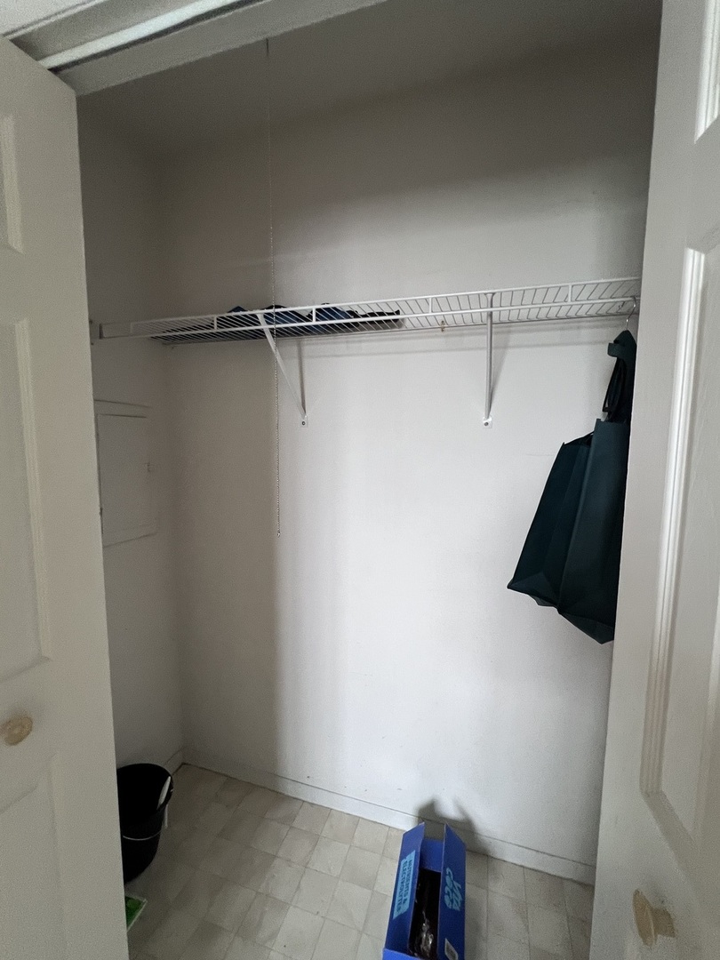 9032 W 140th Street #2A, Orland Park, IL 60462