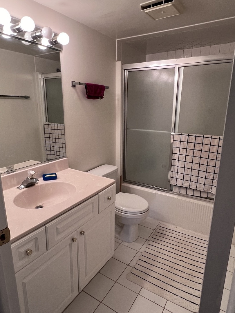 9032 W 140th Street #2A, Orland Park, IL 60462