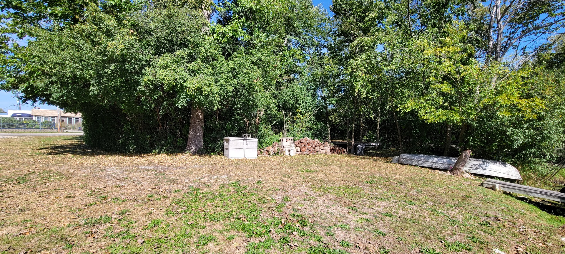 411 Kings Road, Fox Lake, IL 60020
