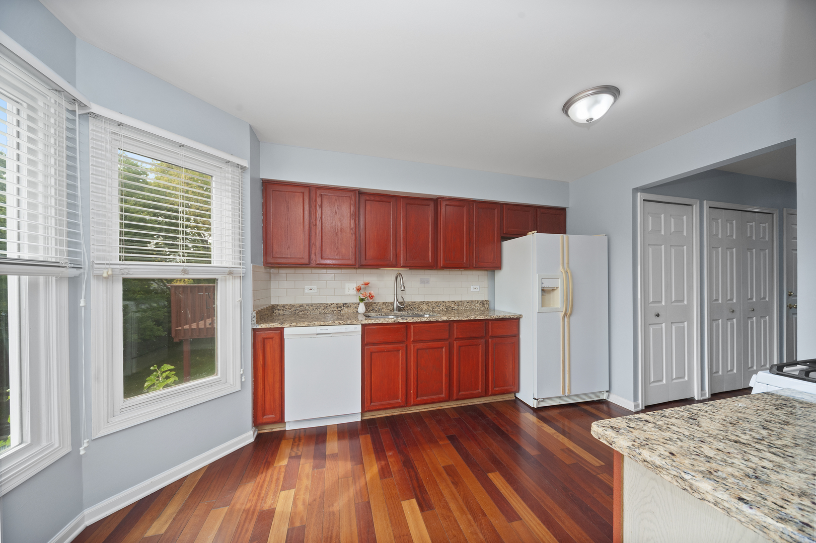 315 Spring Point Drive #315, Carpentersville, IL 60110