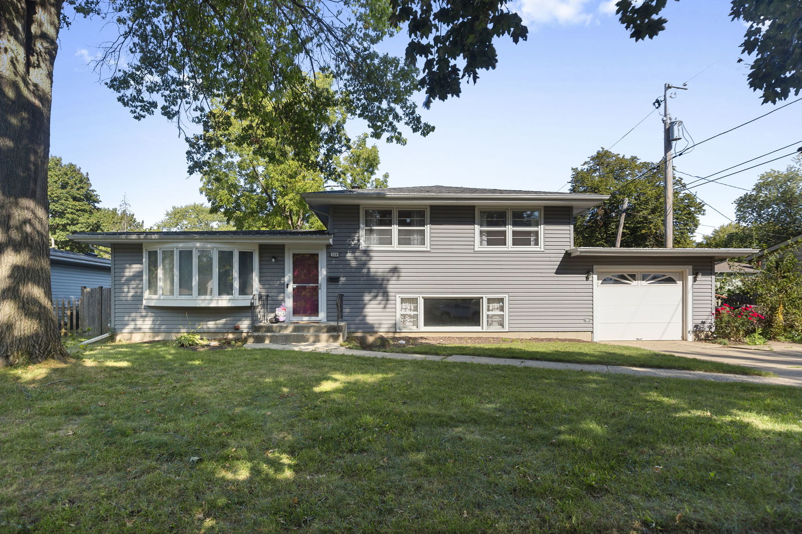 324 Alma Terrace, Cary, IL 60013