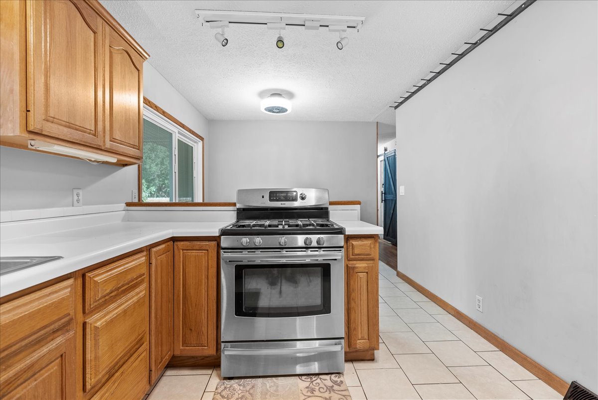 8468 Carriage Hills Road, Bloomington, IL 61705