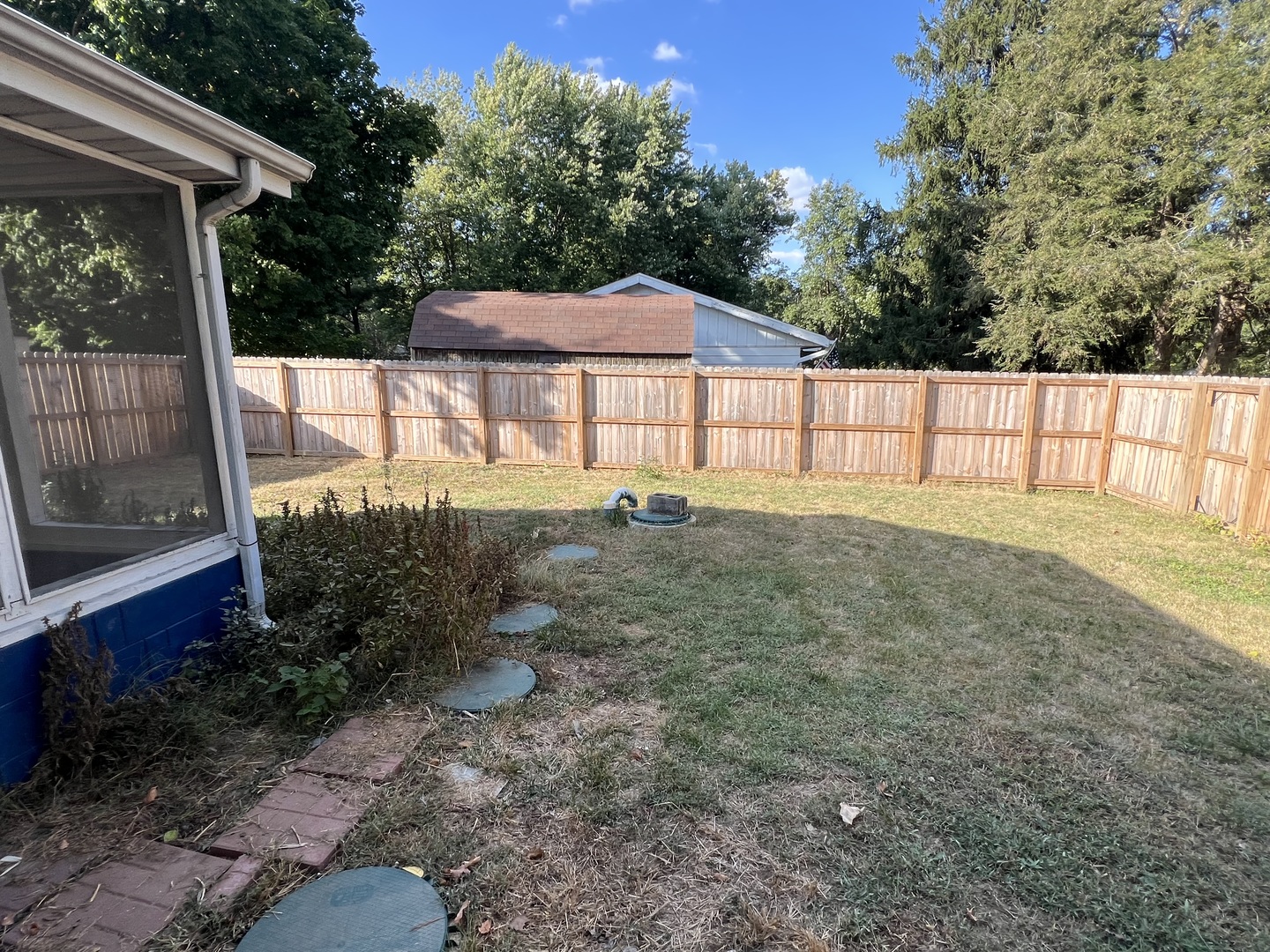 8468 Carriage Hills Road, Bloomington, IL 61705