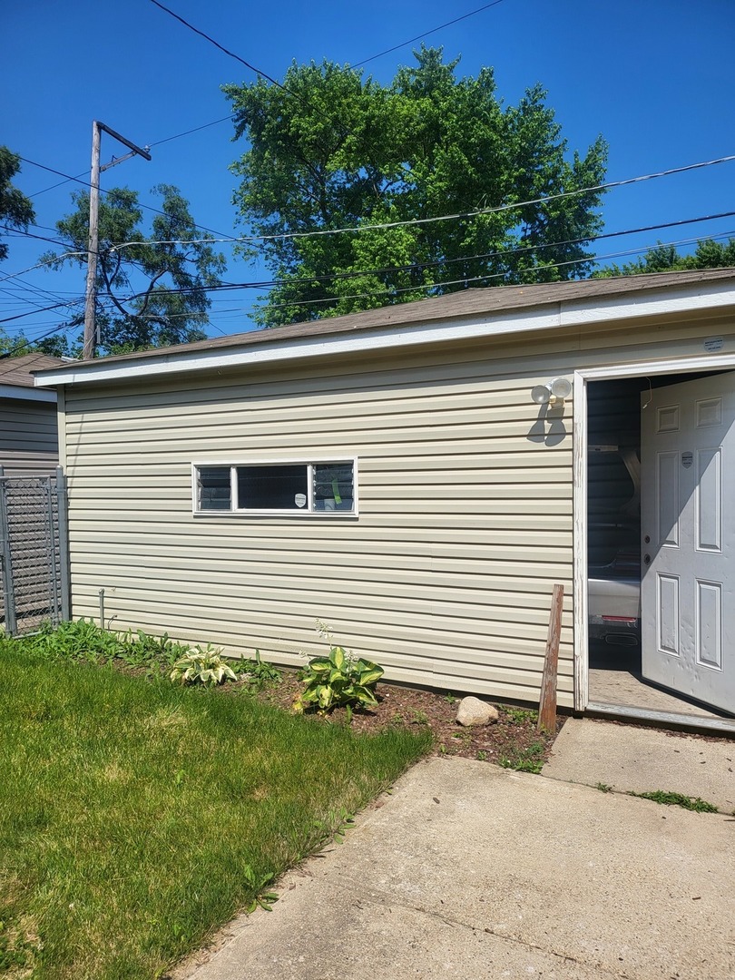 9021 S GREENWOOD Avenue, Chicago, IL 60619