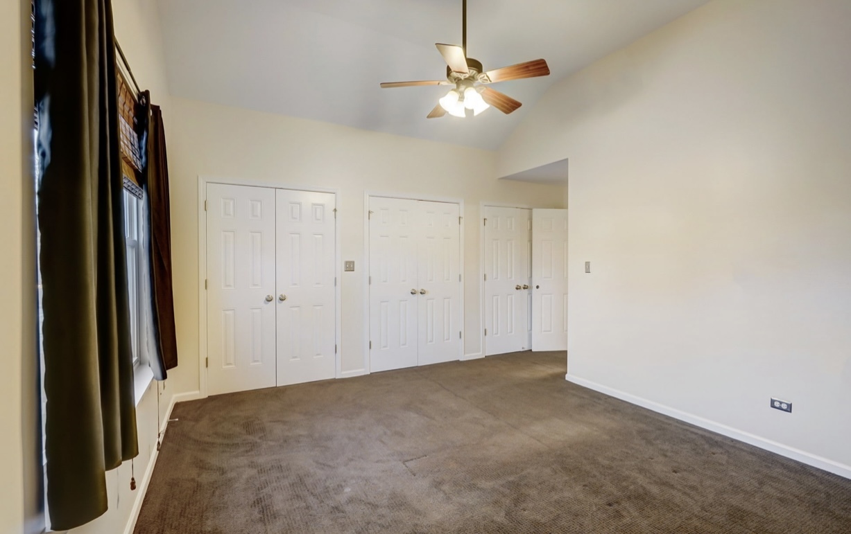 9021 S GREENWOOD Avenue, Chicago, IL 60619