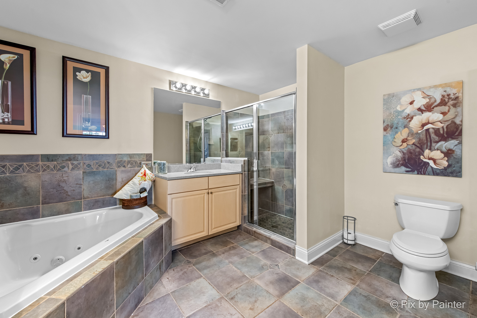 1 Itasca Place #107, Itasca, IL 60143