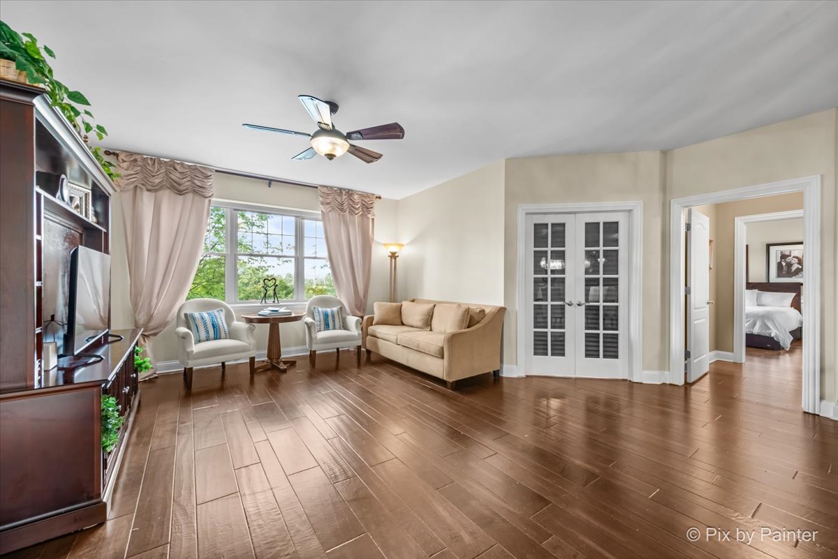 1 Itasca Place #107, Itasca, IL 60143