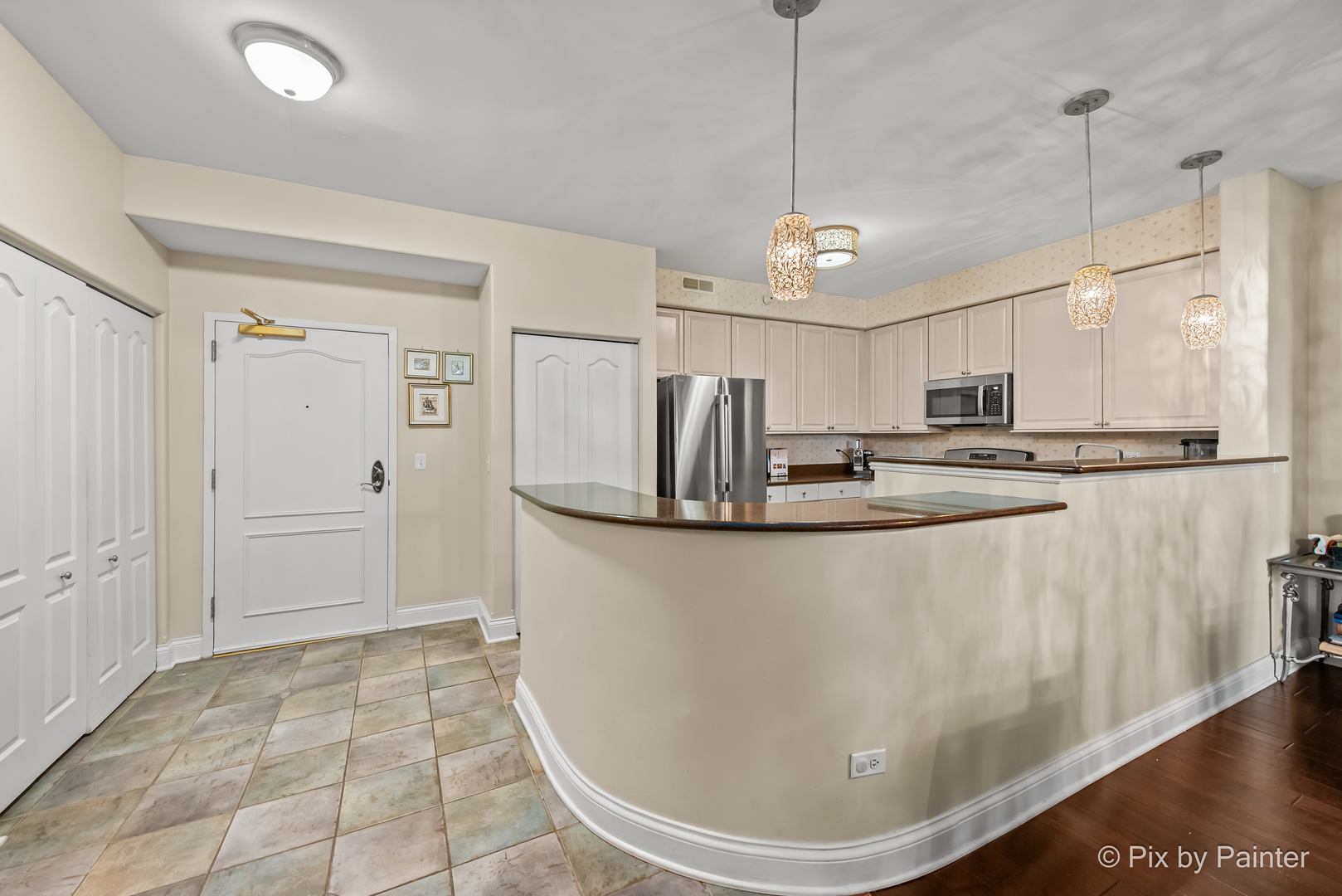 1 Itasca Place #107, Itasca, IL 60143