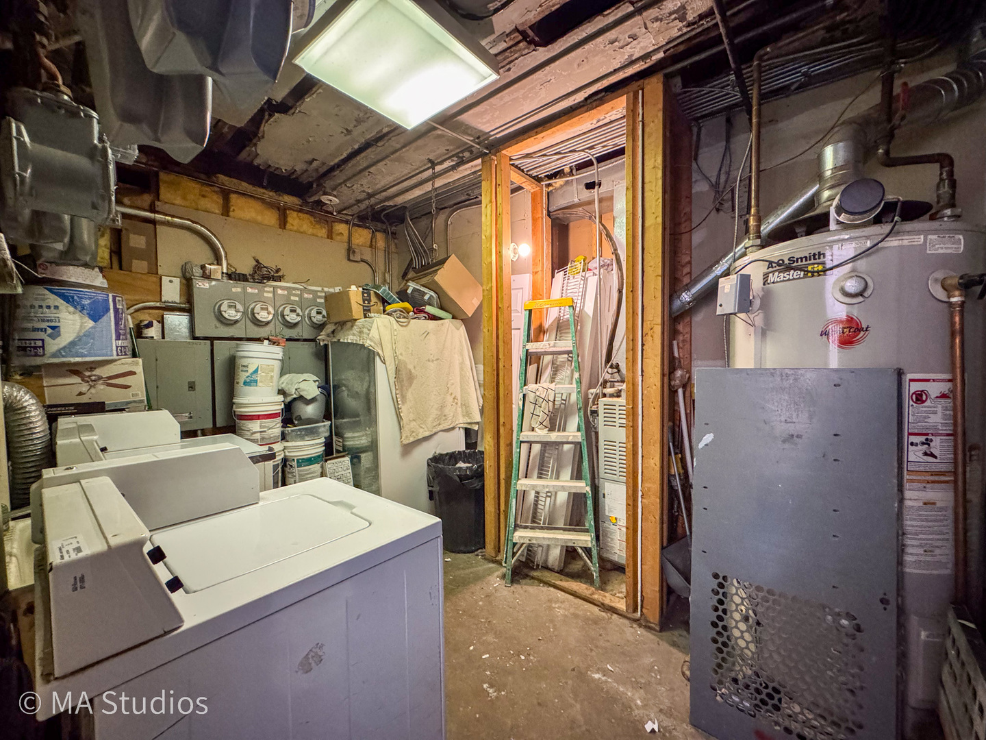 2747 N Oak Park Avenue, Chicago, IL 60707