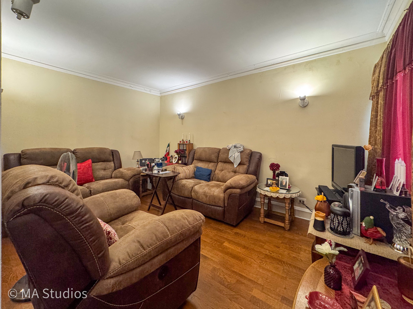 2747 N Oak Park Avenue, Chicago, IL 60707