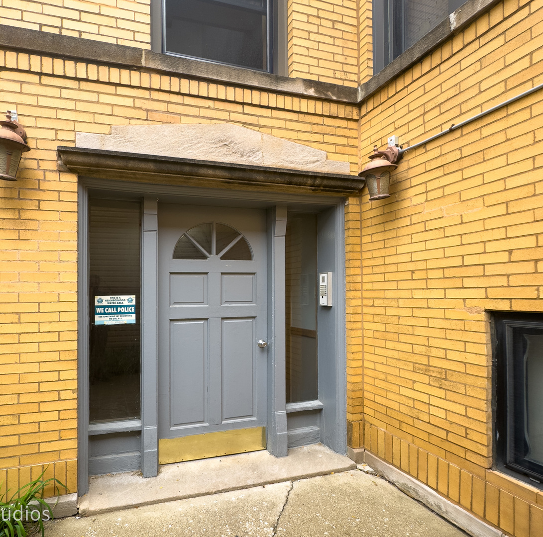 2747 N Oak Park Avenue, Chicago, IL 60707