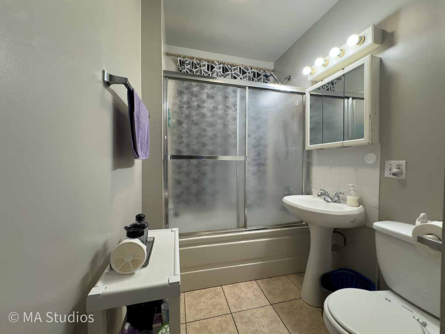 2747 N Oak Park Avenue, Chicago, IL 60707