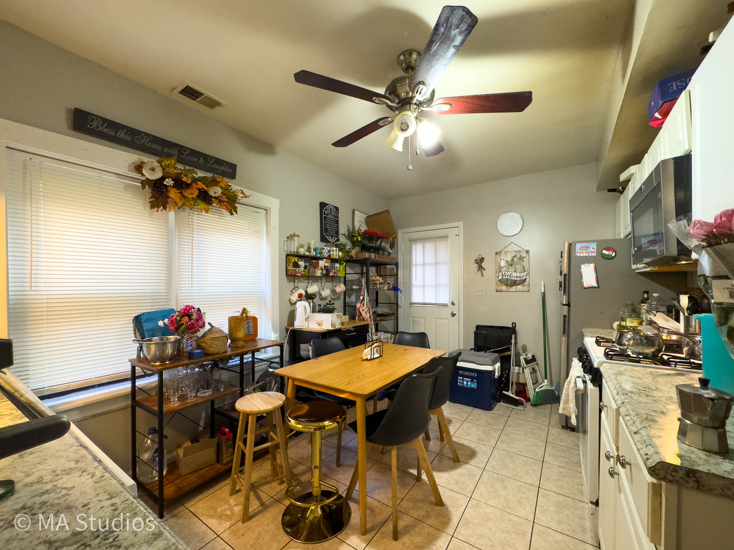 2747 N Oak Park Avenue, Chicago, IL 60707