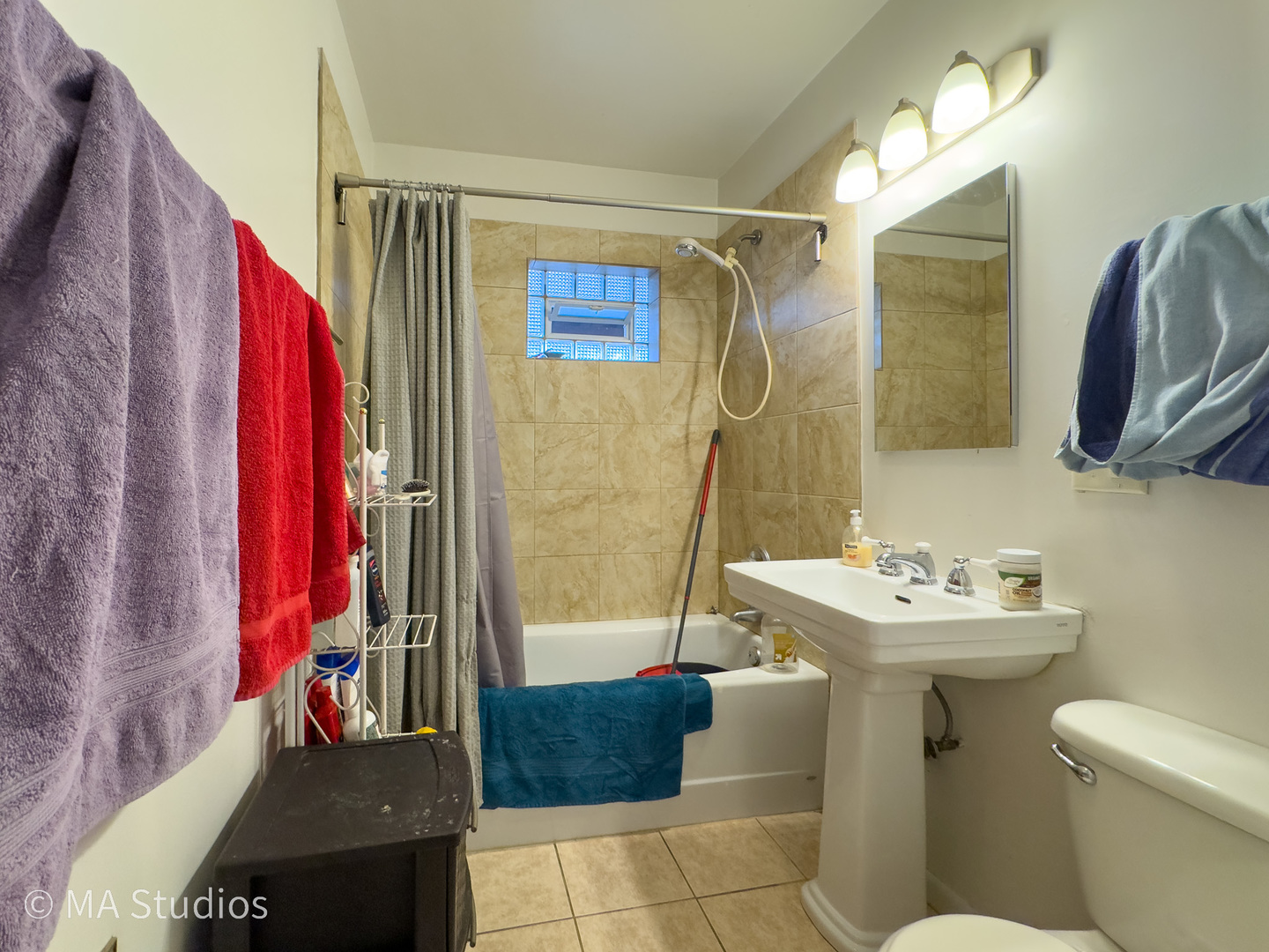 2747 N Oak Park Avenue, Chicago, IL 60707