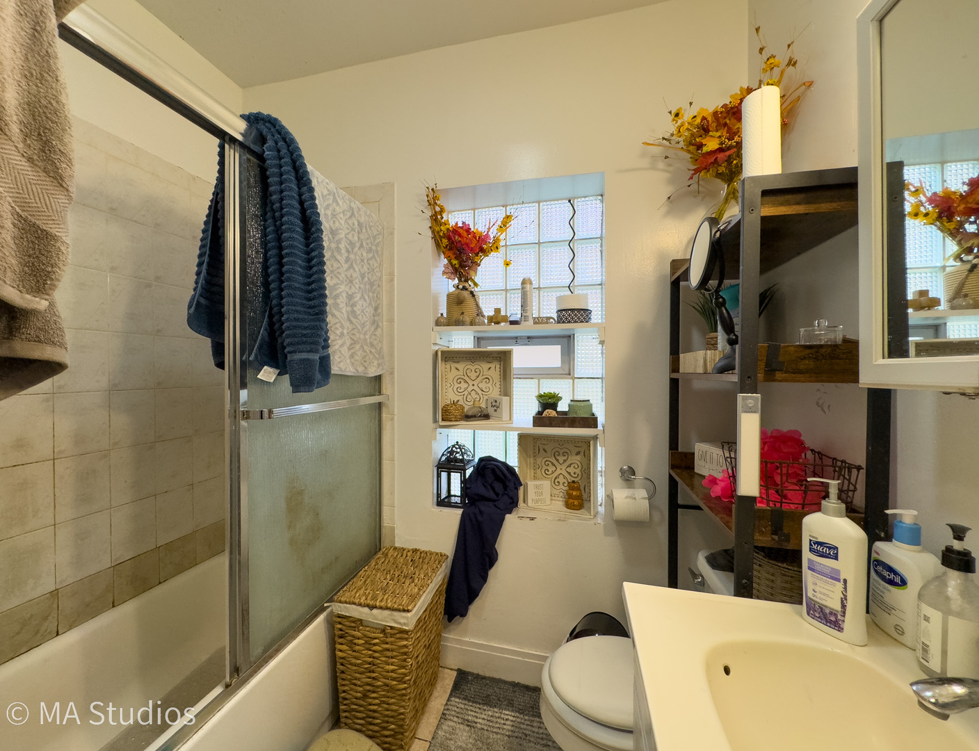 2747 N Oak Park Avenue, Chicago, IL 60707