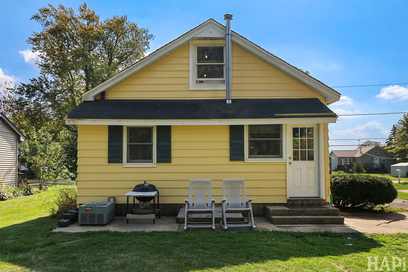 22969 W Lakeview Avenue, Antioch, IL 60002