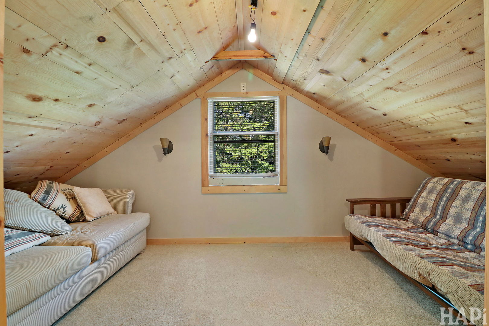 22969 W Lakeview Avenue, Antioch, IL 60002