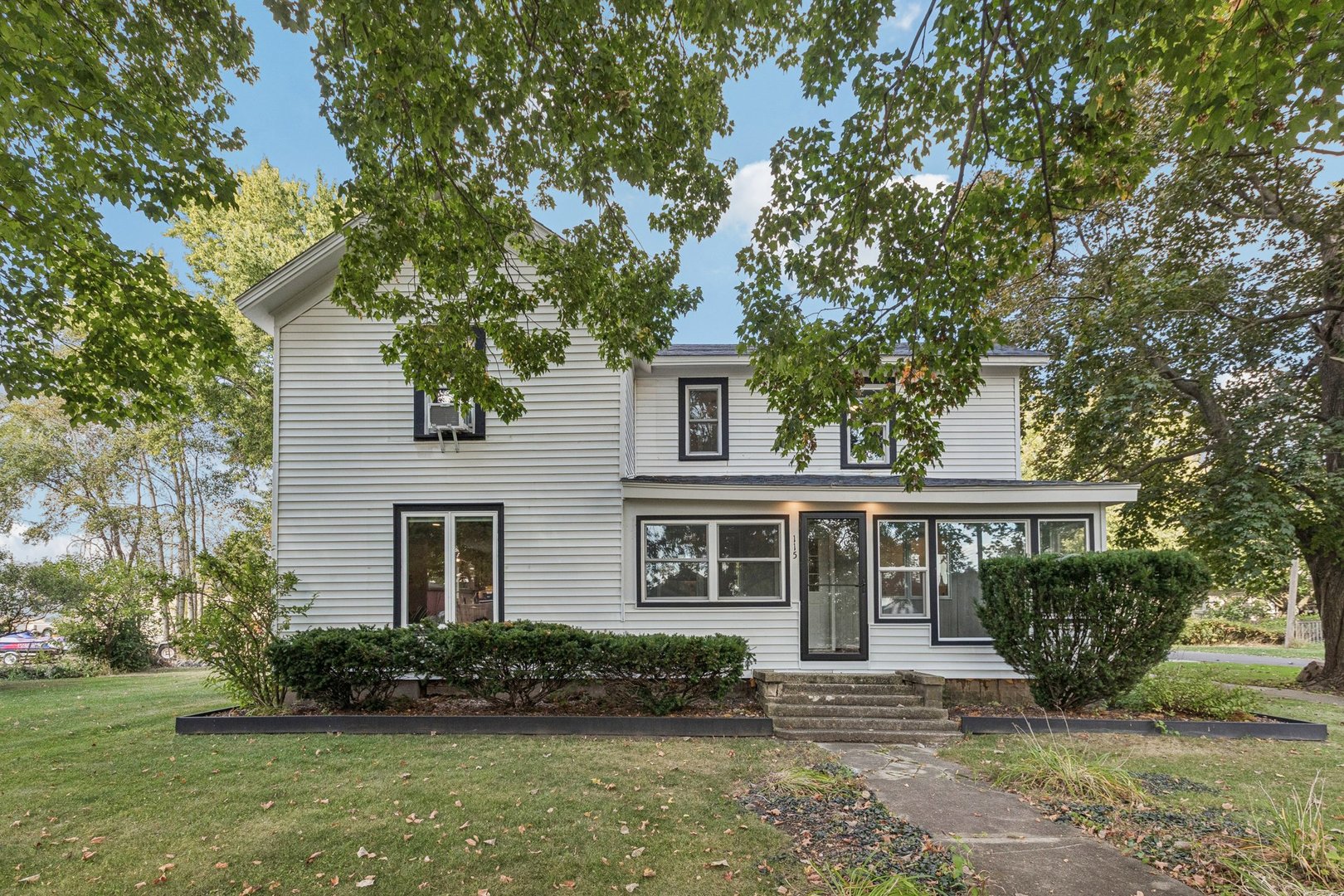 115 State Street, Maple Park, IL 60151
