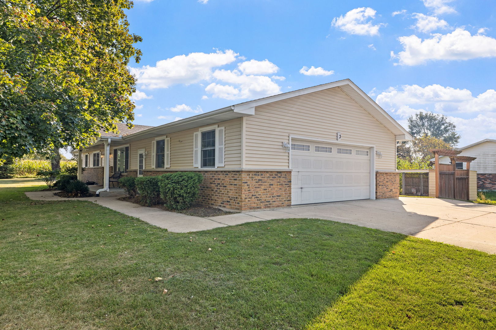 3 Poplar Road, Yorkville, IL 60560
