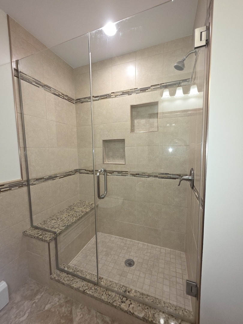 7913 Nordica Avenue #2, Burbank, IL 60459