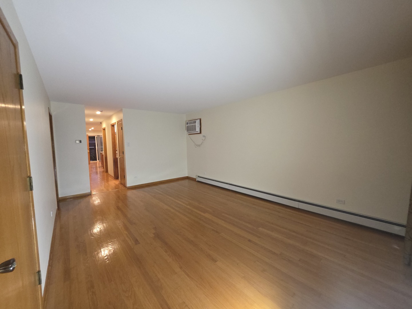 7913 Nordica Avenue #2, Burbank, IL 60459