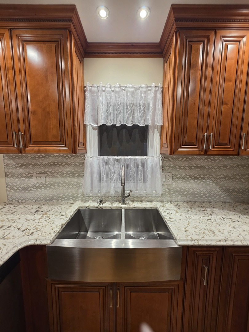7913 Nordica Avenue #2, Burbank, IL 60459