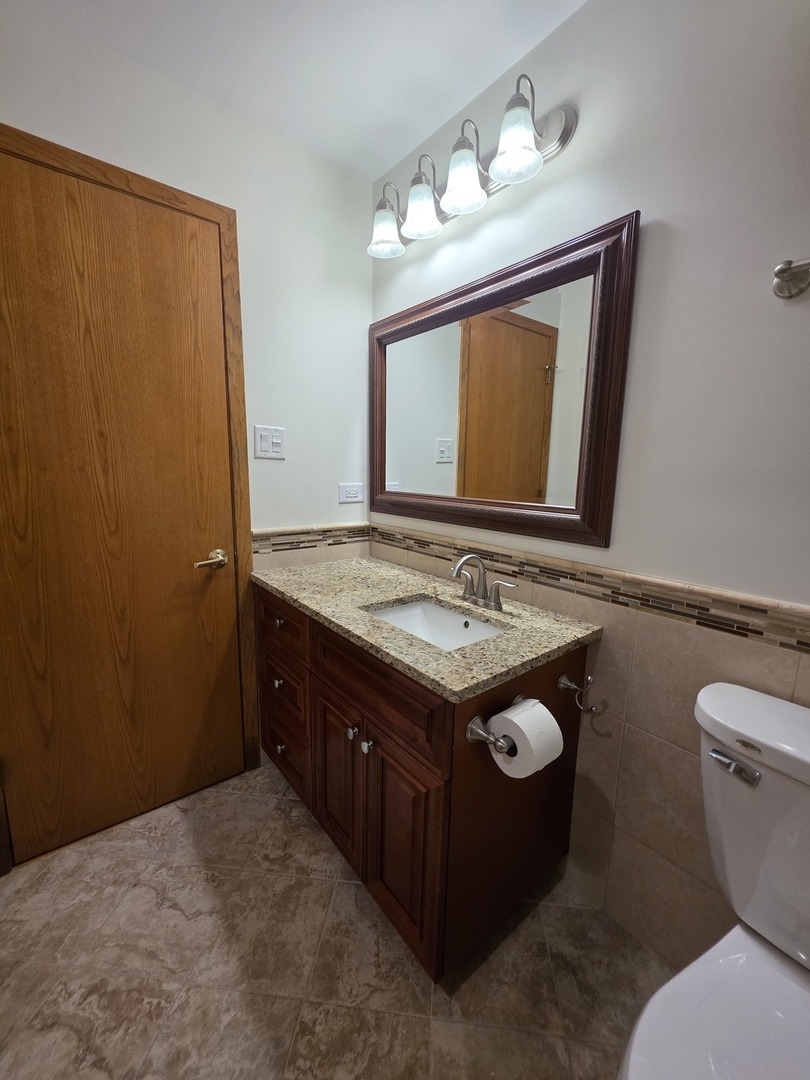 7913 Nordica Avenue #2, Burbank, IL 60459